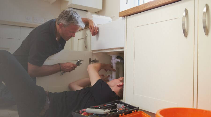 Professional burst pipe repair services in Everly, IA